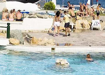 מלון Vera Aqua קמר